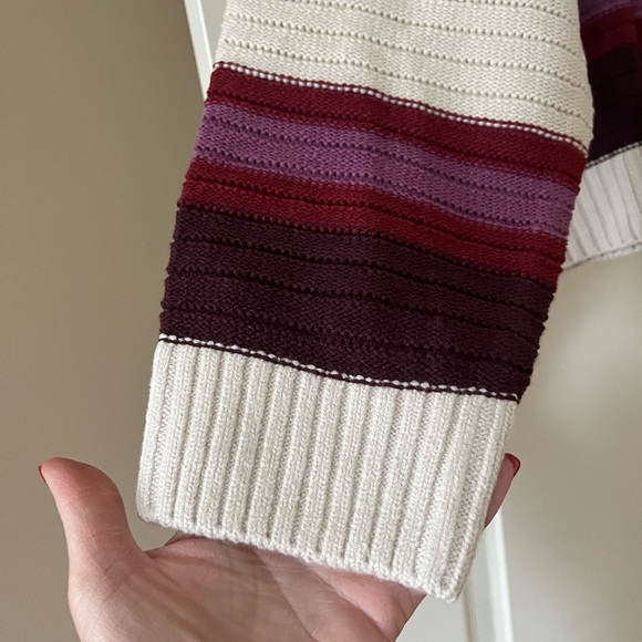 New! Splendid Designer Striped Cream and Purple Women's Acrylic Sweater - Picture 8 of 13